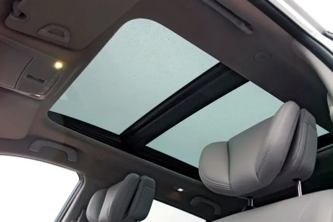 Comprehensive Range Rover Sunroof Repair in Dubai
